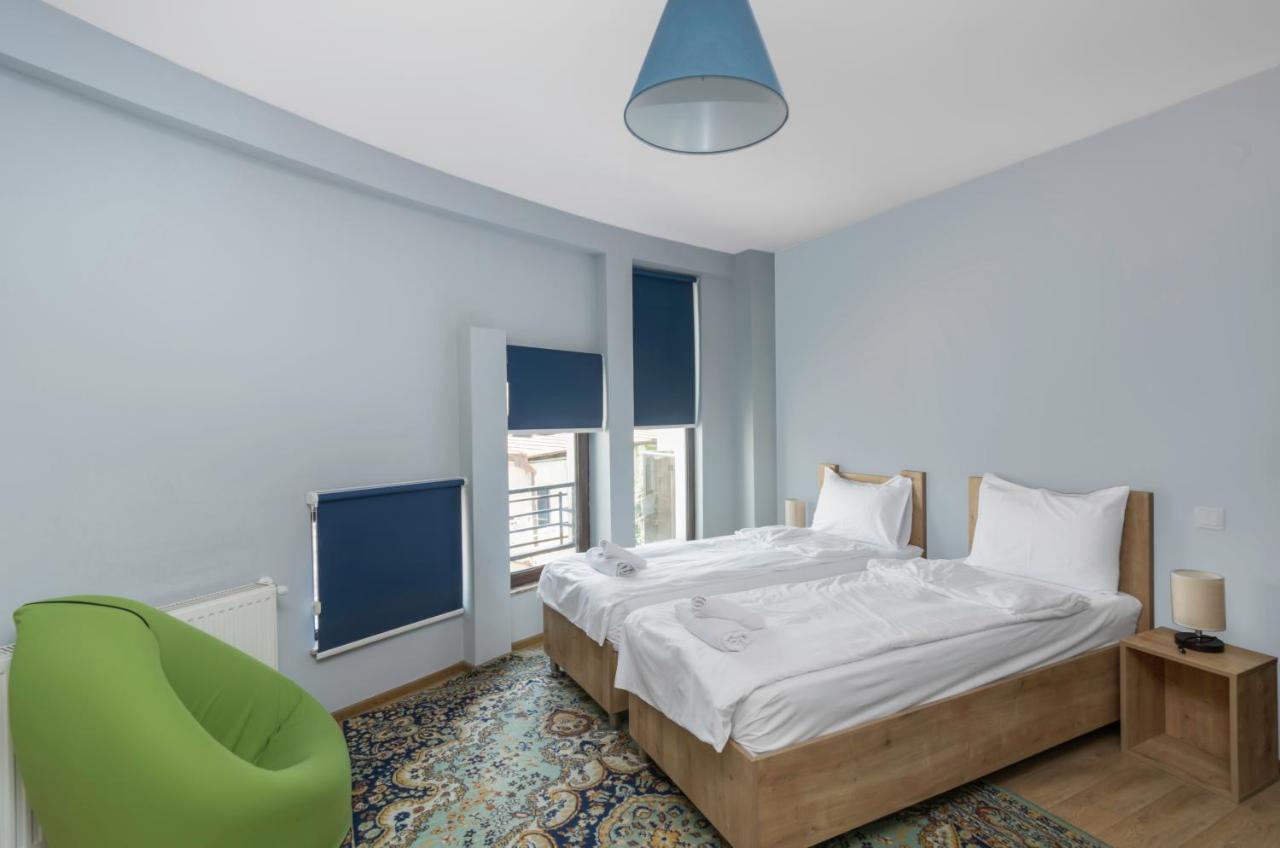 Hotel "Elesa Wera" Тбилиси Екстериор снимка