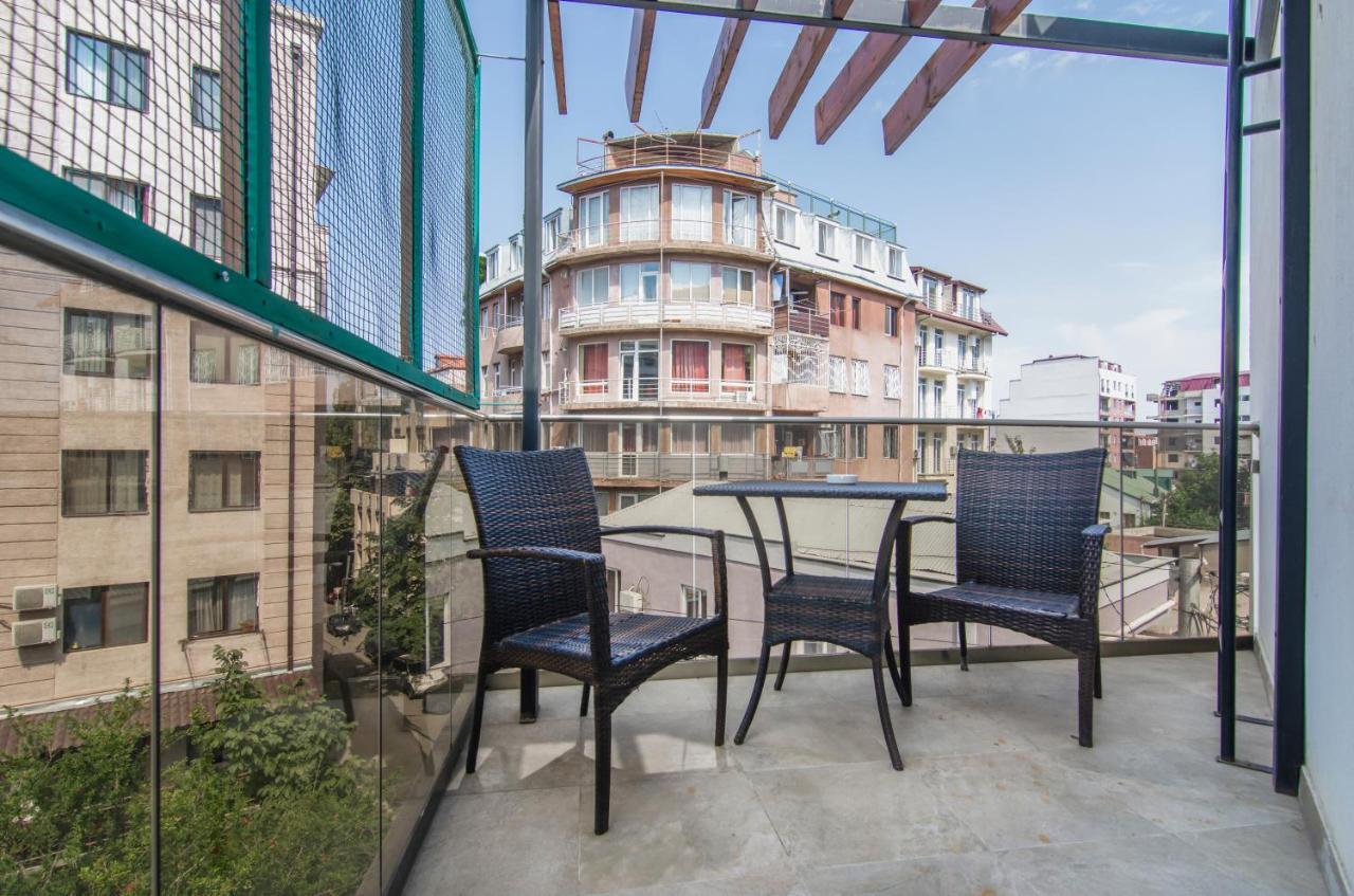 Hotel "Elesa Wera" Тбилиси Екстериор снимка
